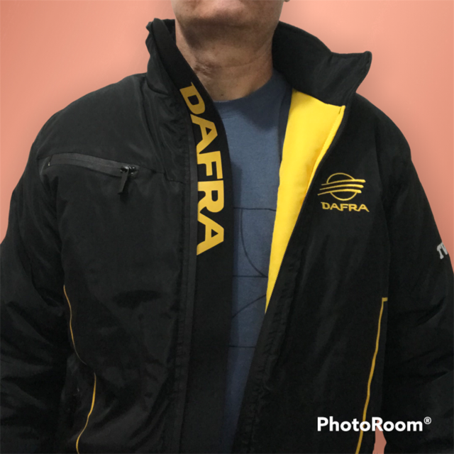 Jaquetas para concessionárias personalizada